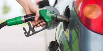 وفاقی حکومت نے پیٹرولیم مصنوعات کی قیمتوں کا اعلان کردیا گیا