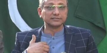 پیپلزپارٹی نے ایم کیو ایم کی مزید وکٹیں گرا دیں