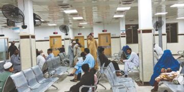 خیبرپختونخوا میں نزلہ زکام اور کھانسی کے ایک لاکھ سے زائد کیسز رپورٹ