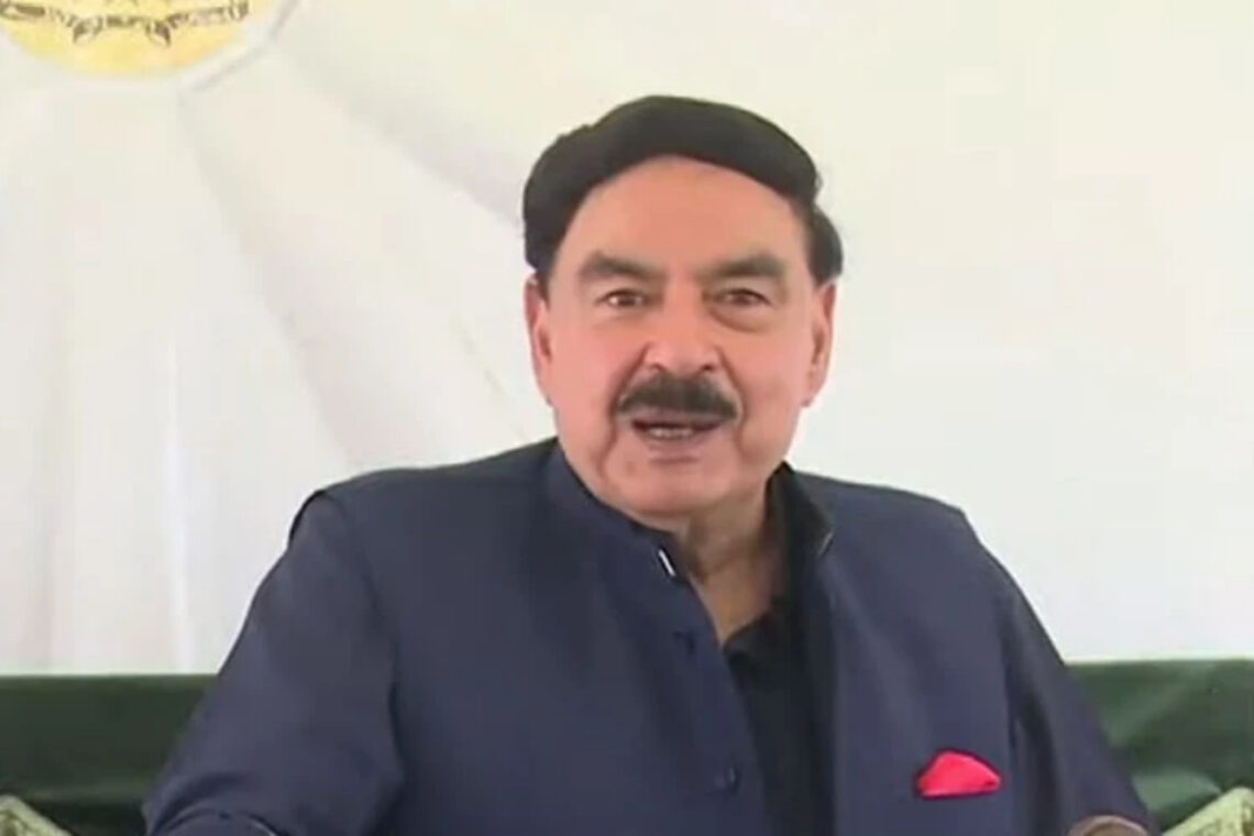 مجھے نظر لگ گئی  اب انتظار کروں گا نواز شریف کو کب نظر لگتی ہے شیخ رشید