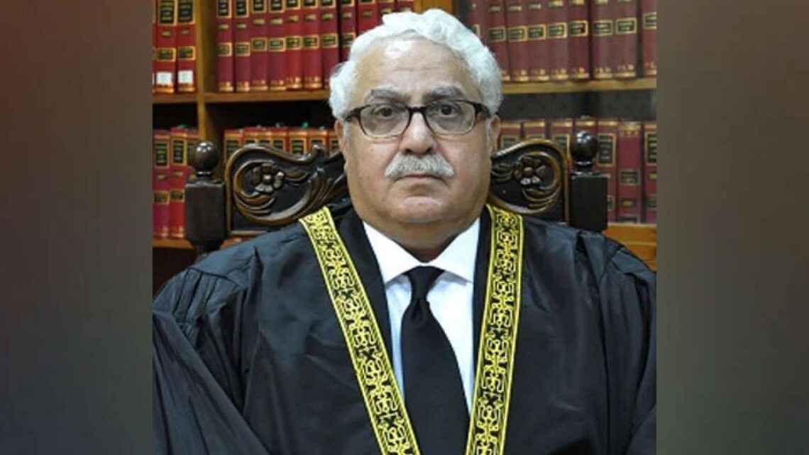 جسٹس مظاہرعلی اکبر نقوی کو دوسرا شوکاز نوٹس جاری کرنے یا نہ کرنے کا فیصلہ آج ہوگا