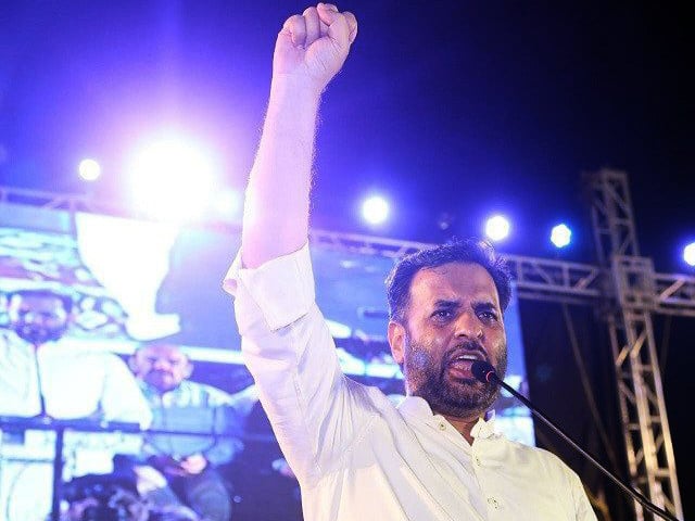 بلدیہ کی پسماندگی دیکھ کر خالد مقبول نے مجھے یہاں سے نامزد کردیا مصطفی کمال