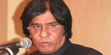 کراچی رؤف صدیقی کو دل کا دورہ انجیو پلاسٹی کردی گئی