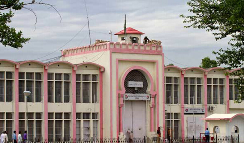 سائفر کیس  عمران خان اور شاہ محمود قریشی پر آج فرد جرم عائد ہونیکا امکان