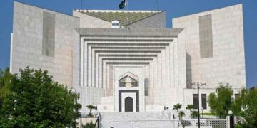 سپریم کورٹ  تاحیات نااہلی کے معاملے پر 7 رکنی لارجر بینچ تشکیل