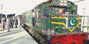 پاکستان ریلویز نے عوام ایکسپریس کو بحال کردیا