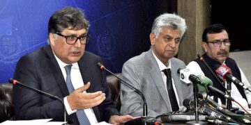 کچھ لوگ چاہتے تھے یہاں کشیدہ صورتحال پیدا ہو۔ نگران وفاقی وزیر فواد حسن فواد