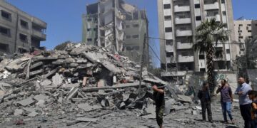 اسرائیلی طیاروں کی اسپتال اور پناہ گزین کیمپوں پر بمباری  مزید 90 فلسطینی شہید