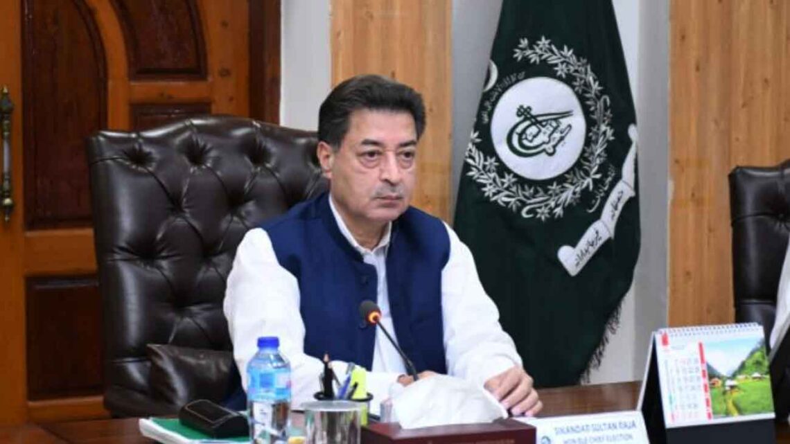 پی ٹی آئی سمیت تمام سیاسی جماعتوں کو لیول پلیئنگ فیلڈ فراہم کر رہے ہیں چیف الیکشن کمشنر