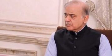 عوام واضح اکثریت دیں تاکہ ملک کو معاشی خود انحصاری اور مہنگائی سے نجات ملے شہباز شریف