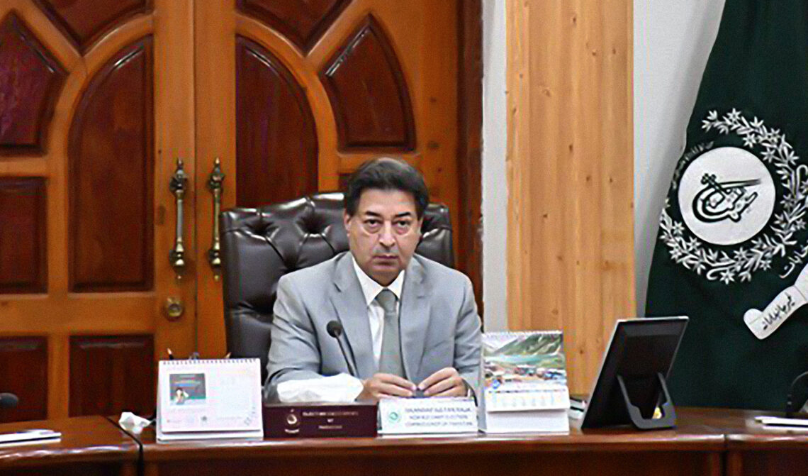 موجودہ صورتحال میں بیلٹ پیپرز کی مزید پرنٹنگ کی گنجائش نہیں، چیف الیکشن کمشنر