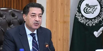 موبائل سروس کھولنے سے دہشتگردی کا واقعہ ہوجائے تو کون ذمہ دار ہوگا؟ چیف الیکشن کمشنر