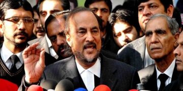 دھاندلی سے بنی حکومت کو دنیا قبول نہیں کرے گی بابر اعوان