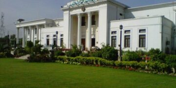 خیبر پختونخوا اسمبلی کے نومنتخب ارکان نے حلف اٹھا لیا