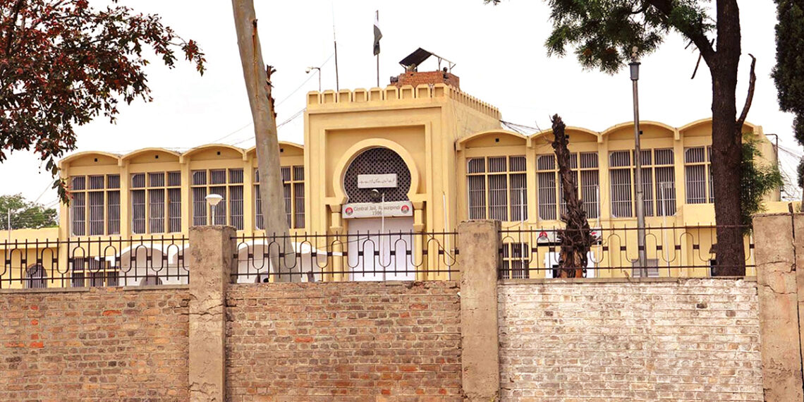 اڈیالہ جیل میں قیدیوں سے ملاقات پر2 ہفتوں کی پابندی عائد