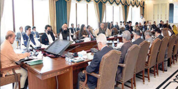 وفاقی وزرا کو قلمدان تفویض، محسن نقوی وزیر داخلہ اور اسحاق ڈار وزیر خارجہ ہوں گے