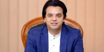 عثمان ڈار کو مشروط طور پر عمرے پر جانے کی اجازت مل گئی