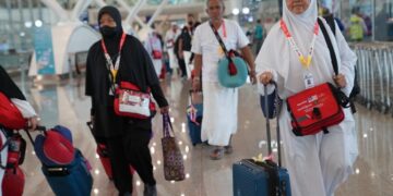 پاکستانی عازمین کیلئے حج ایپ متعارف کروا دی گئی جسے ہر حاجی کیلئے ڈاؤن لوڈ کرنا لازمی