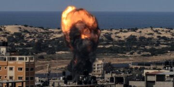 رفح میں اسرائیلی حملے، بمباری سے مزید 37 فلسطینی شہید