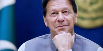 عمران خان نے بھی نیب کی نئی انکوائری میں طلبی کا نوٹس چیلنج کر دیا