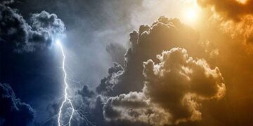 مختلف علاقوں میں گرج چمک کے ساتھ بارش کی پیشگوئی