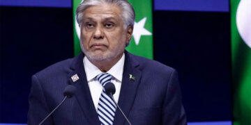 اسحاق ڈار او آئی سی ایگزیکٹو کمیٹی اجلاس میں شرکت کیلئے آج جدہ روانہ ہونگے