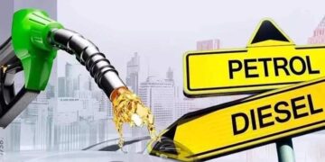 یکم اکتوبر سے پٹرولیم مصنوعات کی قیمتوں میں 3 روپے تک کمی کا امکان