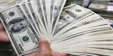 پاکستان کو 3 ماہ میں 2 ارب 30 کروڑ ڈالر کی بیرونی فنڈنگ موصول