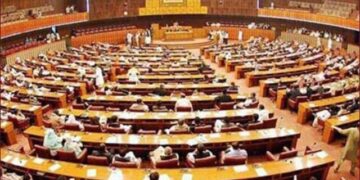 مجوزہ آئینی ترمیم: قومی اسمبلی اجلاس کا وقت تبدیل، آج شام 6 بجے طلب
