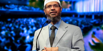 جامعہ کراچی: ذاکر نائیک کو پی ایچ ڈی کی اعزازی سند دینے پر 3 ارکان کی مخالفت