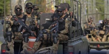 فوج کو اسلام آباد میں شرپسند عناصر کے خلاف اسلحے کے استعمال اور گرفتاری کے اختیارات مل گئے