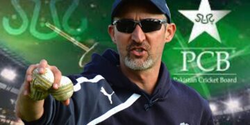 پاکستان کرکٹ بورڈ نے ون ڈے اور ٹی ٹونٹی ٹیم کے نئے ہیڈ کوچ کا اعلان کردیا