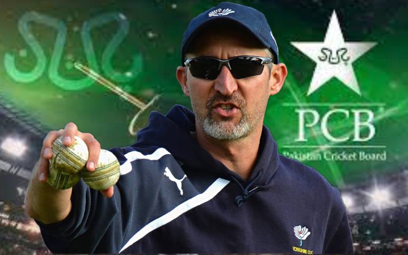 پاکستان کرکٹ بورڈ نے ون ڈے اور ٹی ٹونٹی ٹیم کے نئے ہیڈ کوچ کا اعلان کردیا
