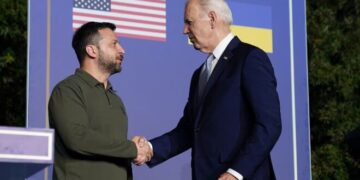 بائیڈن نے یوکرین کو روس کے اندر امریکی ہتھیار استعمال کرنے کی اجازت دے دی