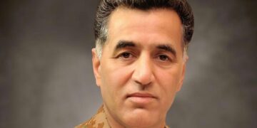 کورٹ مارشل کارروائی، لیفٹیننٹ جنرل (ر) فیض حمید کو باضابطہ چارج شیٹ کر دیا گیا