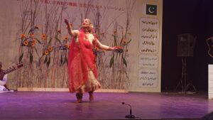 پاکستان جاپان کلچرل ایسوسی ایشن سندھ کا 'واکا' اور کلاسیکی فنون پر ثقافتی پروگرام &mdash; پاک الرٹس: سنسنی نہیں، صرف خبر‫‬ - PakAlerts.net &mdash; قابل اعتماد ڈیجیٹل نیوز پلیٹ فارم عالمی امور، تازہ ترین خبریں, سیاست, ٹیکنالوجی، کھیل، معیشت، تفریح، صحت، تعلیم، اور بہت کچھ ایک جگہ پر۔