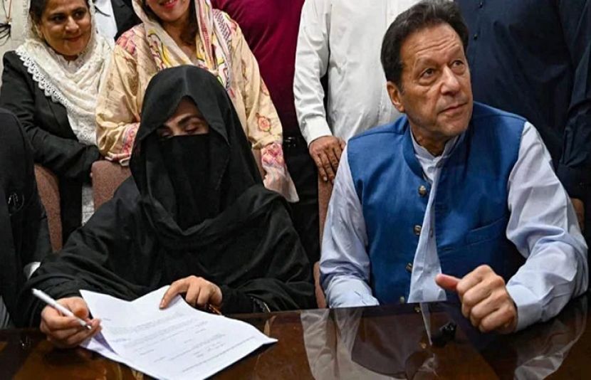 احتساب عدالت: 190 ملین پاؤنڈ کیس کا فیصلہ 13 جنوری کو سنایا جائے گا — پاک الرٹس: سنسنی نہیں، صرف خبر - PakAlerts.net — قابل اعتماد ڈیجیٹل نیوز پلیٹ فارم عالمی امور، تازہ ترین خبریں, سیاست, ٹیکنالوجی، کھیل، معیشت، تفریح، صحت، تعلیم، اور بہت کچھ ایک جگہ پر۔ احتساب عدالت: 190 ملین پاؤنڈ کیس کا فیصلہ 13 جنوری کو سنایا جائے گا