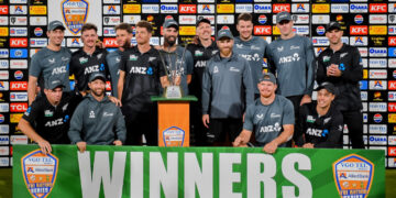 نیوزی لینڈ نے پاکستان کو ہرا کر ٹرائی نیشن سیریز جیت لی