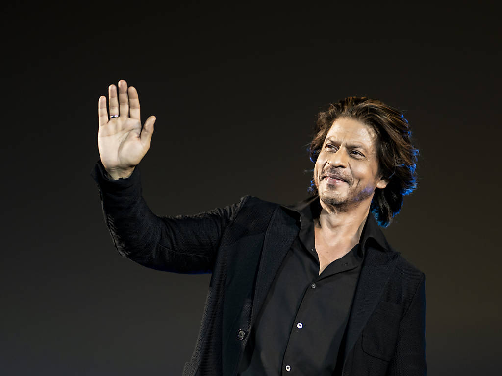 شاہ رُخ خان نے سود کو حرام کہہ کر لینے سے انکار کردیا: پروڈیوسر رینو چوپڑا