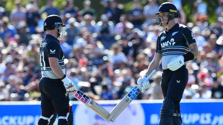 تیسرا ٹی 20: پاکستان کے خلاف نیوزی لینڈ کی بیٹنگ جاری