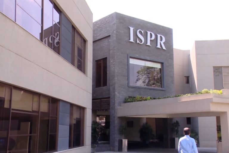 بنوں کینٹ پر حملے کی منصوبہ بندی افغانستان میں ہوئی،حملہ ناکام رہا ، تمام 16 دہشتگرد ہلاک، 5 جوان شہید ہوئے: آئی ایس پی آر