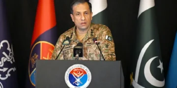 پاکستانیوں کا پانی بند کرنا ممکن نہیں، کوئی پاگل ہی ایسا سوچ سکتا ہے,ڈی جی آئی ایس پی آر