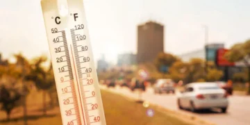 کراچی میں کل سے گرمی کی شدت بڑھنے کا امکان