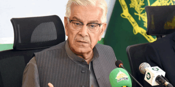 اگر مذاکرات ہوئے تو بھارت سے تین پوائنٹس پر بات ہوگی: وفاقی وزیرِ دفاع خواجہ آصف