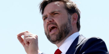 امریکا کا پاکستان اور بھارت کے درمیان جنگ میں مداخلت نہ کرنے کا اعلان