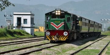 محکمہ ریلوے کا ٹرینوں کے کرایوں میں اضافے کا اعلان