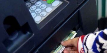 حکومت کا نان فائلرز کیلئے رقم نکالنے کی حد بڑھانے کا فیصلہ