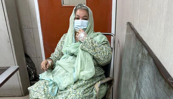 پی ٹی آئی رہنما ڈاکٹر یاسمین راشد کی طبیعت بگڑگئی، اسپتال منتقل