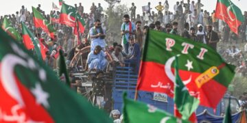 اسلام آباد کی عدالت نے پی ٹی آئی کارکنان کی سزا معطل کر دی