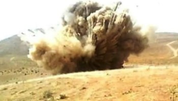 لکی مروت میں مقامی سیاسی رہنما کی گاڑی پر آئی ای ڈی حملہ، جوابی کارروائی میں تین دہشتگرد مارے گئے